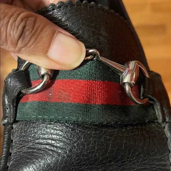 Men Gucci Black Leather Loafers - Picture 15 of 16